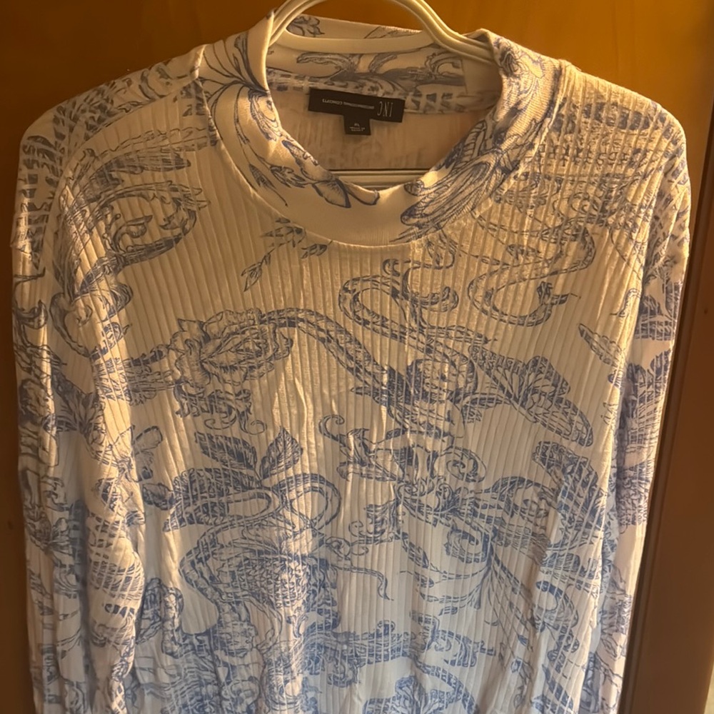 Blue and White Patterned Top